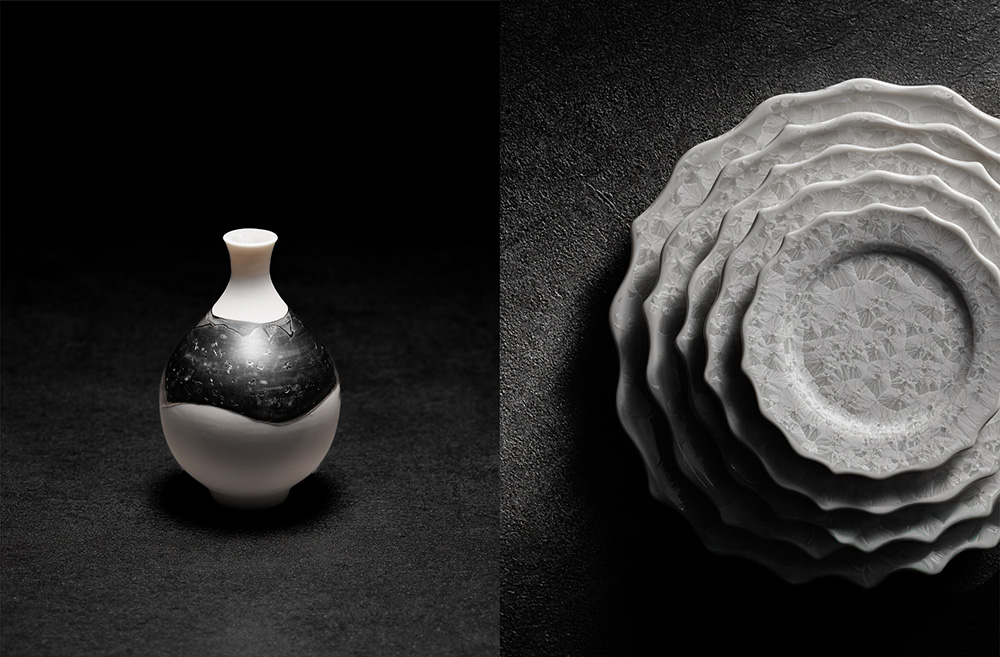 左：プラチナ彩 花器　右：雪の華 輪花皿