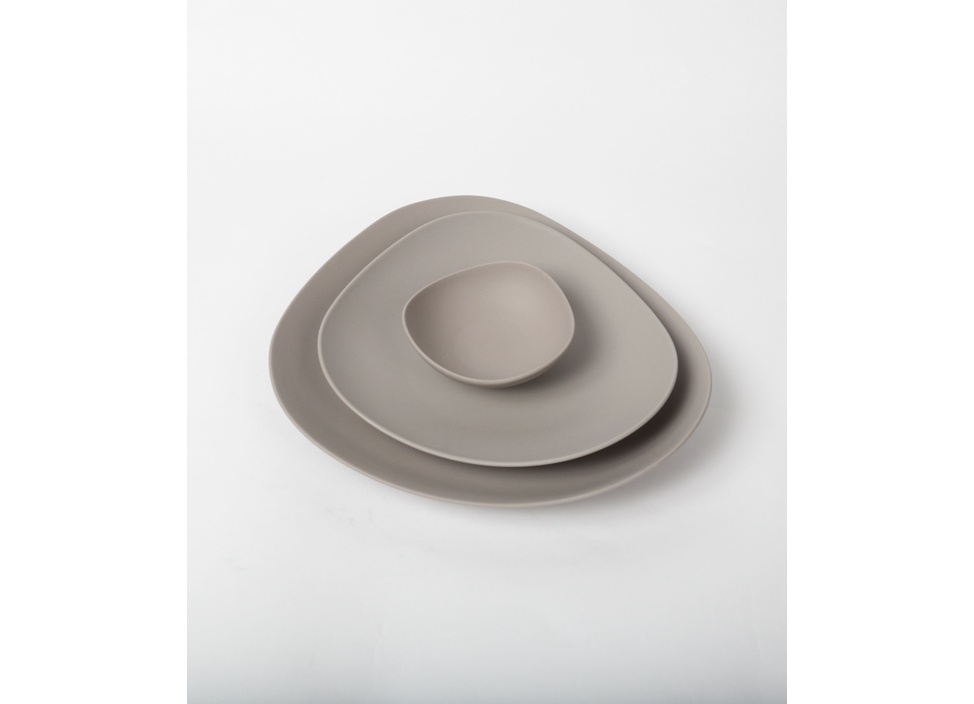 在庫処分 半額 yumiko iihoshi porcelain / ユミコイイホシ】SHIONARI plate 皿・プレート