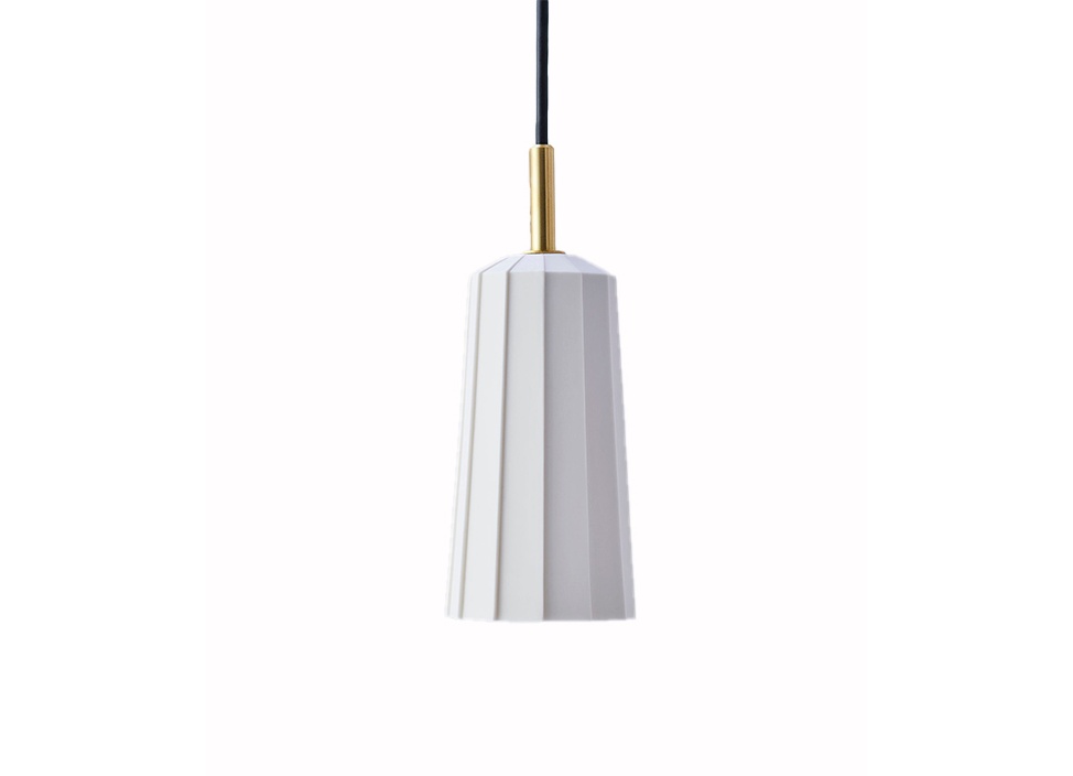 NEW LIGHT POTTERY ペンダントライト door_door】 スリットの入った五角形のシェードが特徴的な