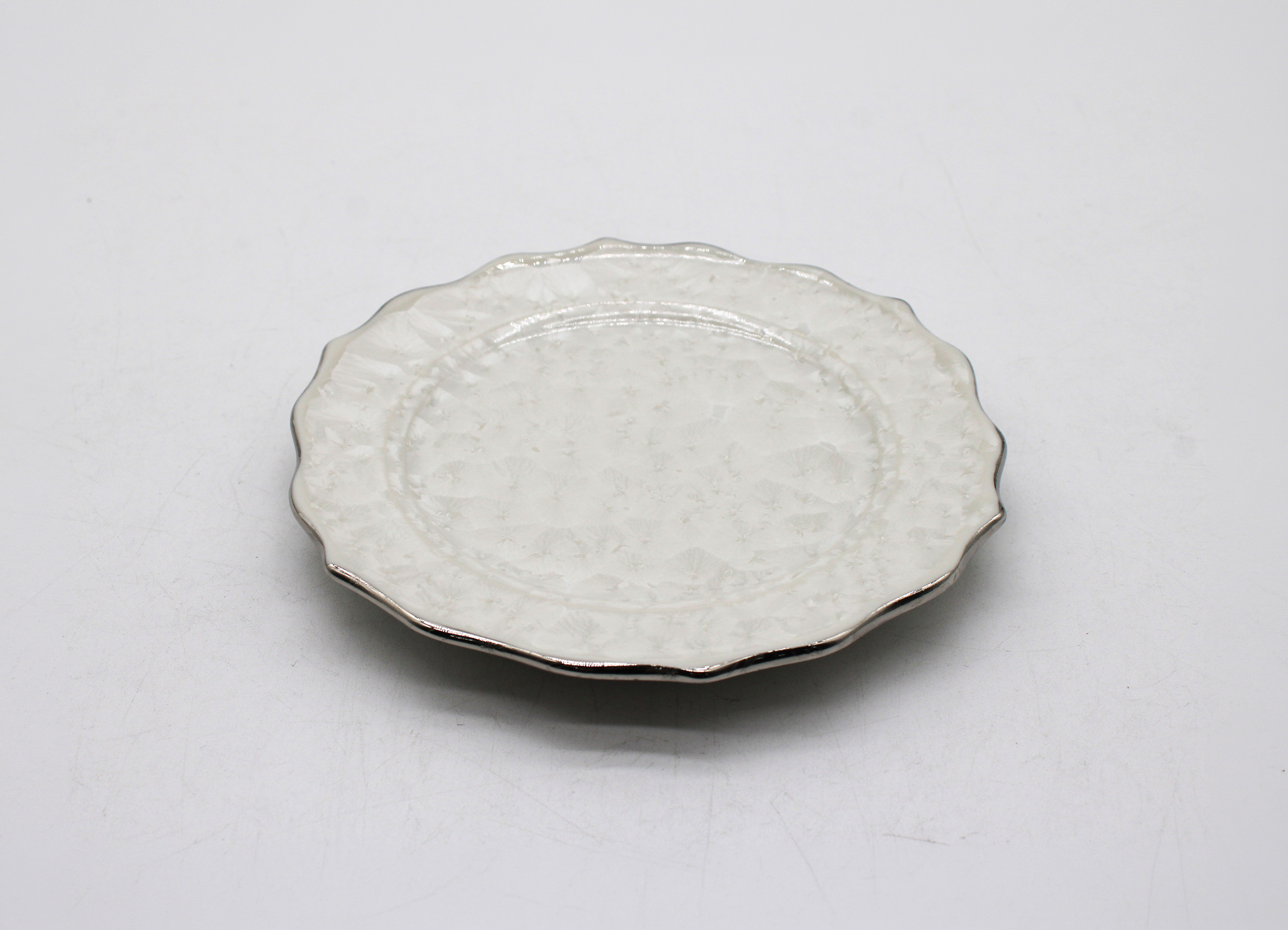 【板橋亨 / TOHL ITABASHI】輪花皿4（プラチナ彩）