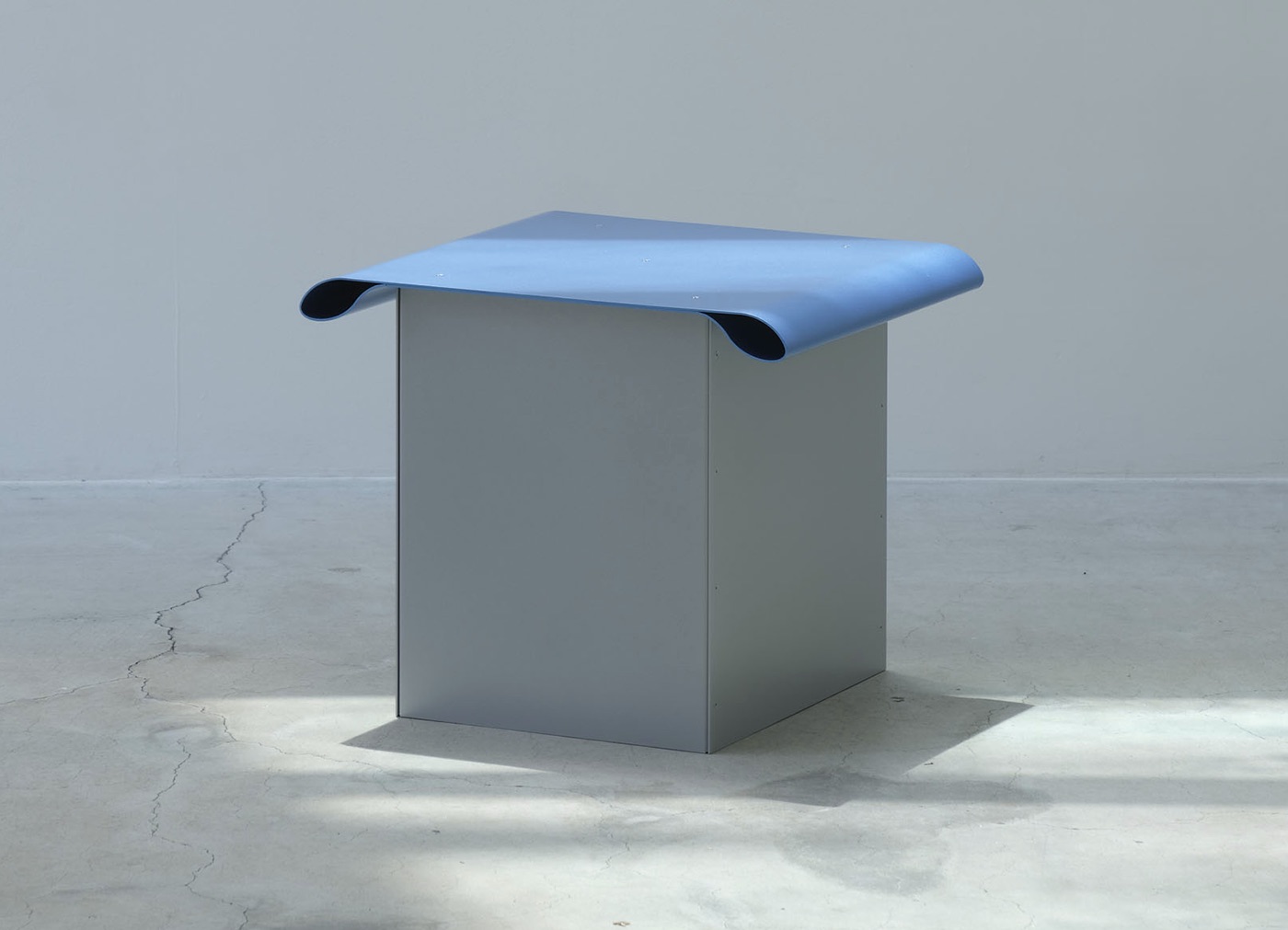 EETAL×Waka Waka / イータル×ワカワカ】Ribbon Stool スツール