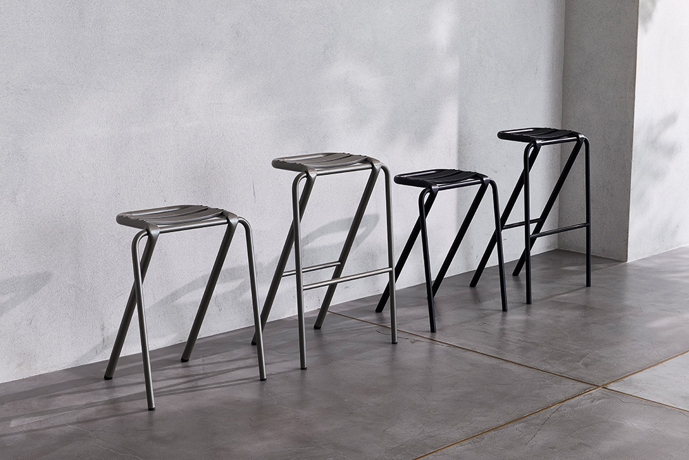 【DUENDE / デュエンデ】BENT LOW STOOL ベント スツール DUENDE / デュエンデ】BENT LOW STOOL ベント スツール/ Blackの