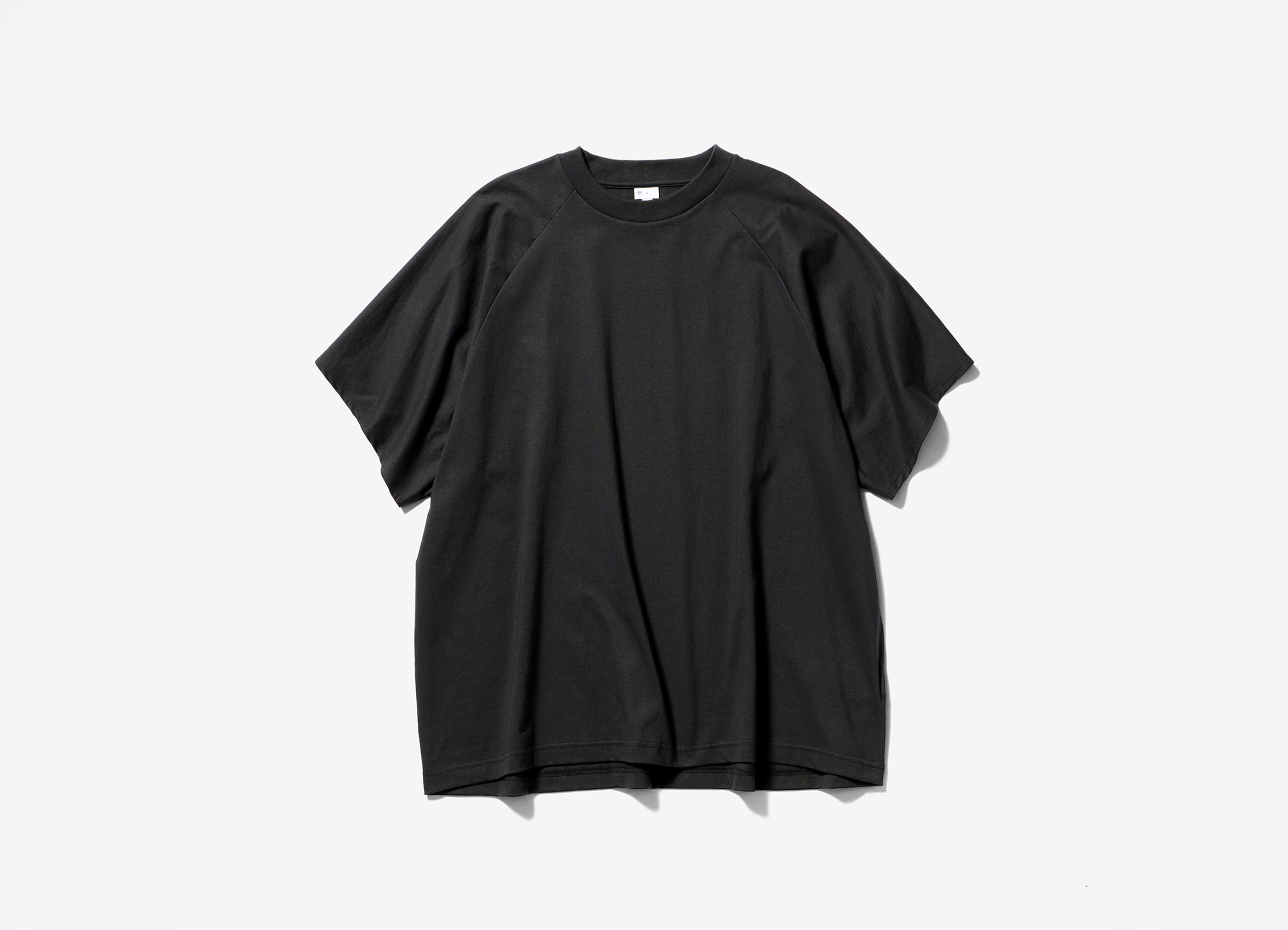 【GOLDWIN 0 / ゴールドウインゼロ】ヘリコイドティーシャツ（ユニセックス）/ インクブラック