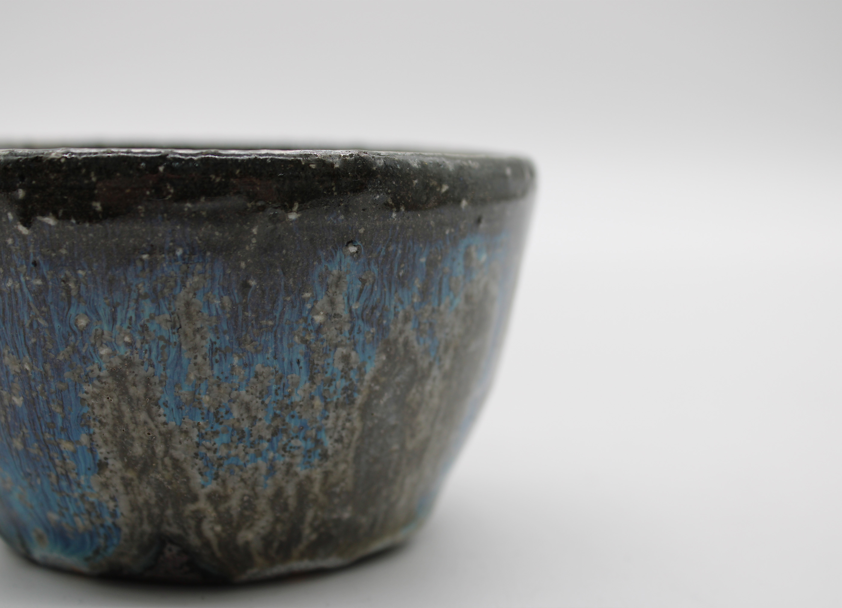 小野象平 / SHOHEI ONO】青灰釉 そば猪口 うつわの商品詳細ページ