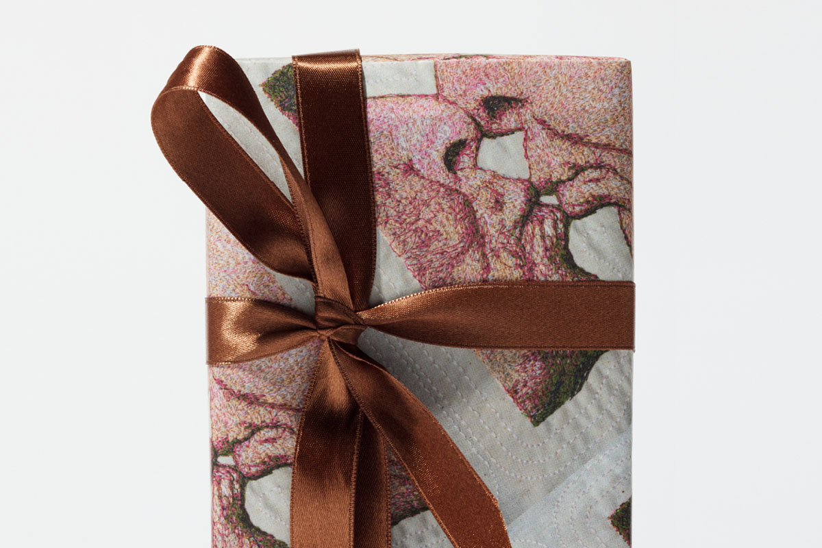 Holiday Gift Wrapping 2025